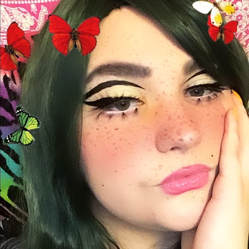 Meet your Posher, Destiny